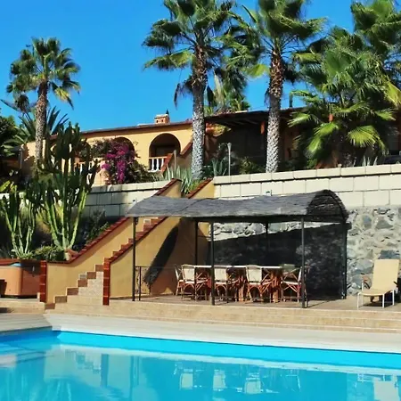 Holiday home Geraeumiges Mit Gehobener Ausstattung *